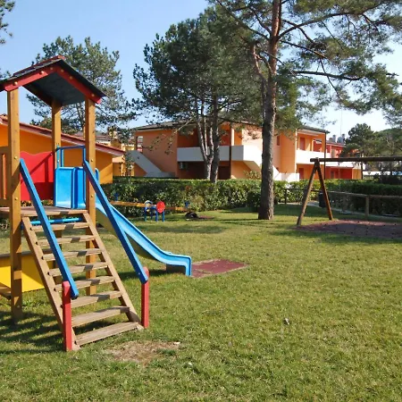 Locazione Turistica Villaggio Azzurro-1 Bibione