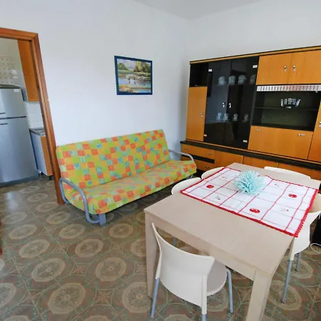 Locazione Turistica Villaggio Azzurro-1